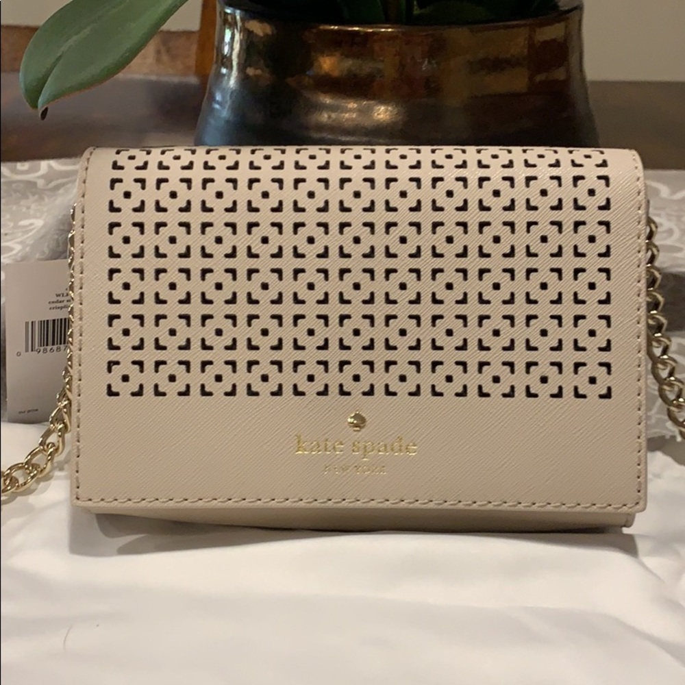 NWT Kate Spade Cami crossbody Purse in crisplinen